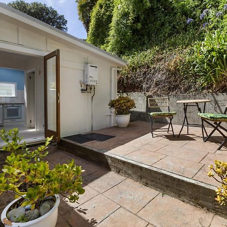 Peaceful & Private City Cottage With Carparks Wellington Exterior foto
