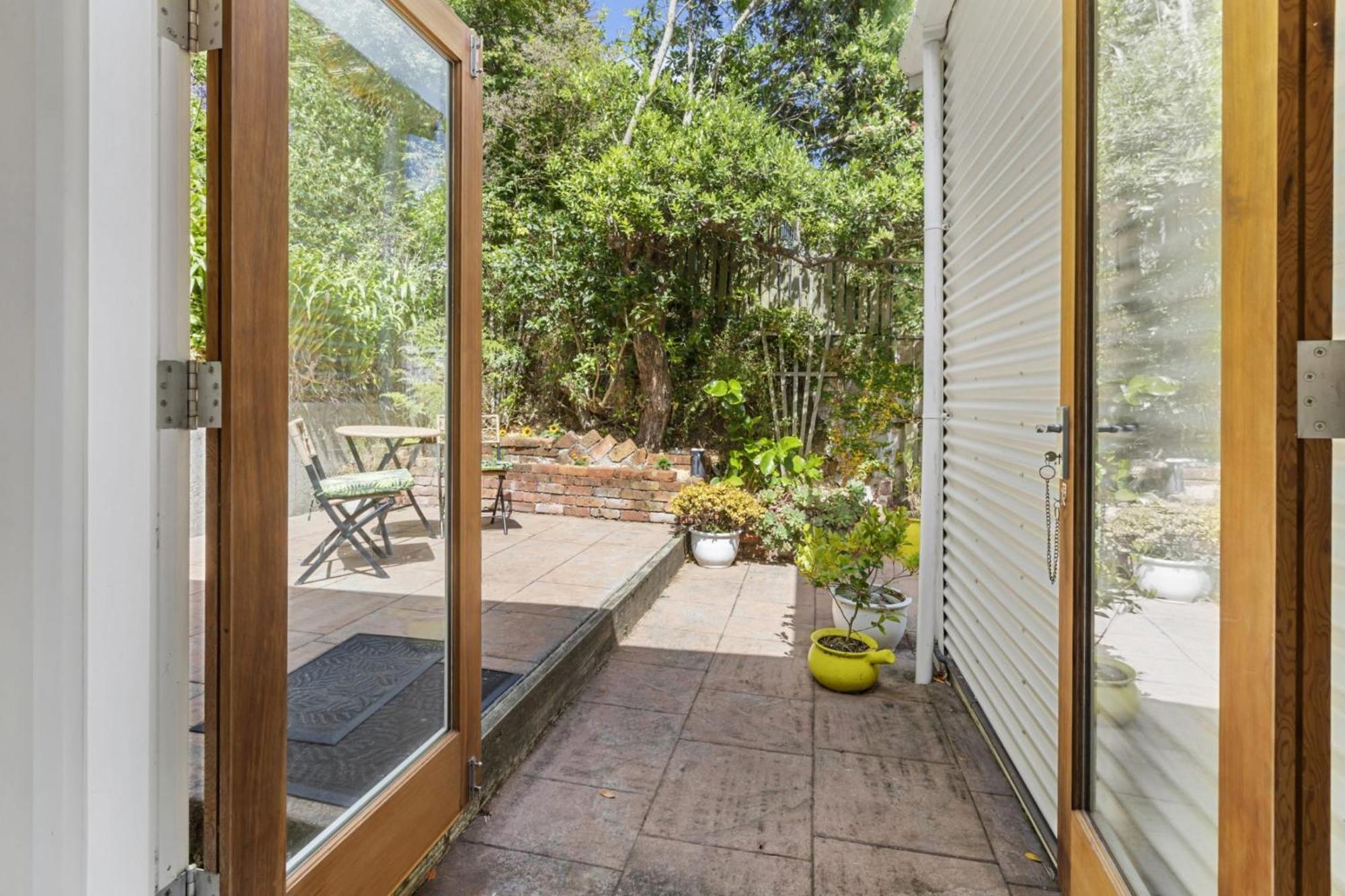 Peaceful & Private City Cottage With Carparks Wellington Exterior foto